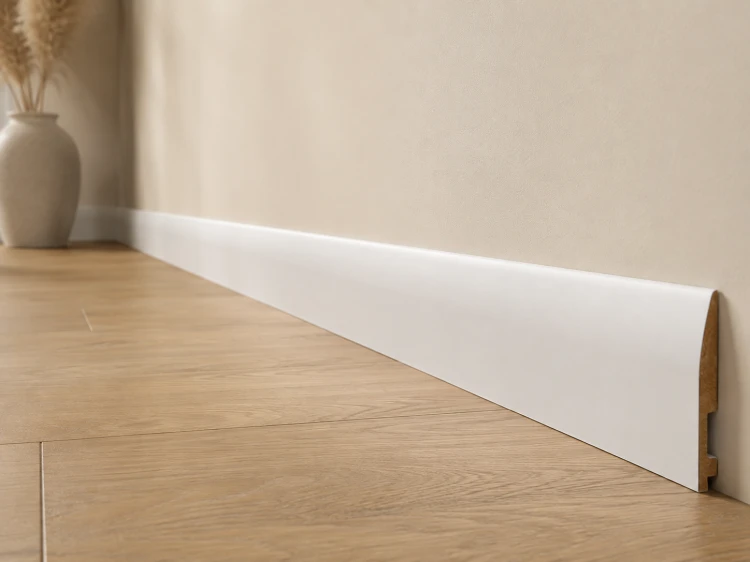Listwa przypodłogowa Prestige Decor L 15/5 150x19mm biała – falisty (wave) profil czoła listwy