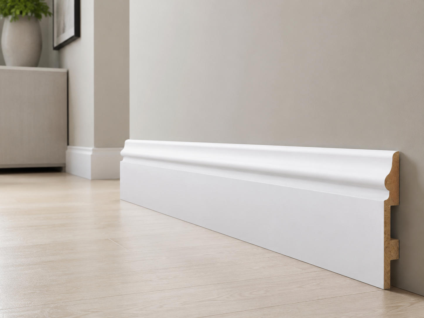 Listwa przypodłogowa lakierowana biała Prestige Decor L 8/5, 80x16x2500mm